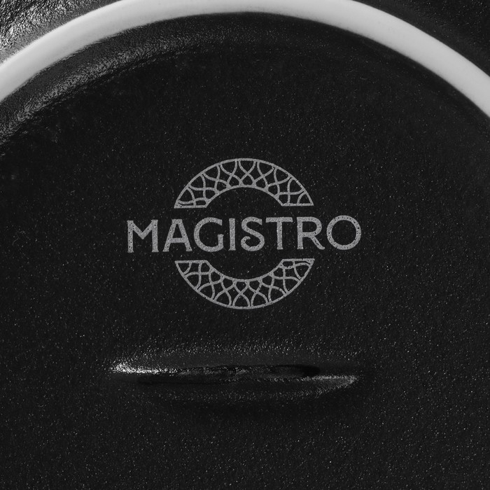 Тарелка фарфоровая для пасты Magistro Line, 250 мл, d=21,2 см, цвет чёрный Тарелка фарфоровая для пасты Magistro Line, 250 мл, d=21,2 см, цвет чёрный