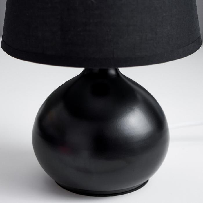 Лампа настольная 99036/1 1х40Вт Е27 черный 15х15х29 см RISALUX Лампа настольная 99036/1 1х40Вт Е27 черный 15х15х29 см RISALUX