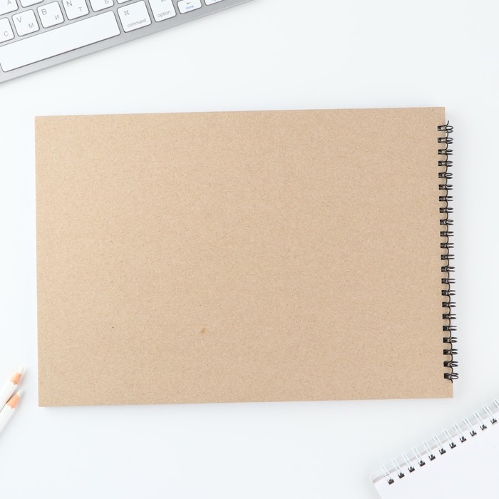 Скетчбук А4, 40 л. 100 г/м «Футбол» Скетчбук А4, 40 л. 100 г/м «Футбол»