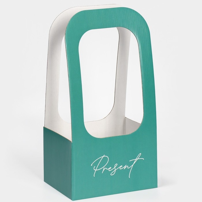 Коробка-переноска для цветов «Present», 17 × 12 × 32 см Коробка-переноска для цветов «Present», 17 × 12 × 32 см