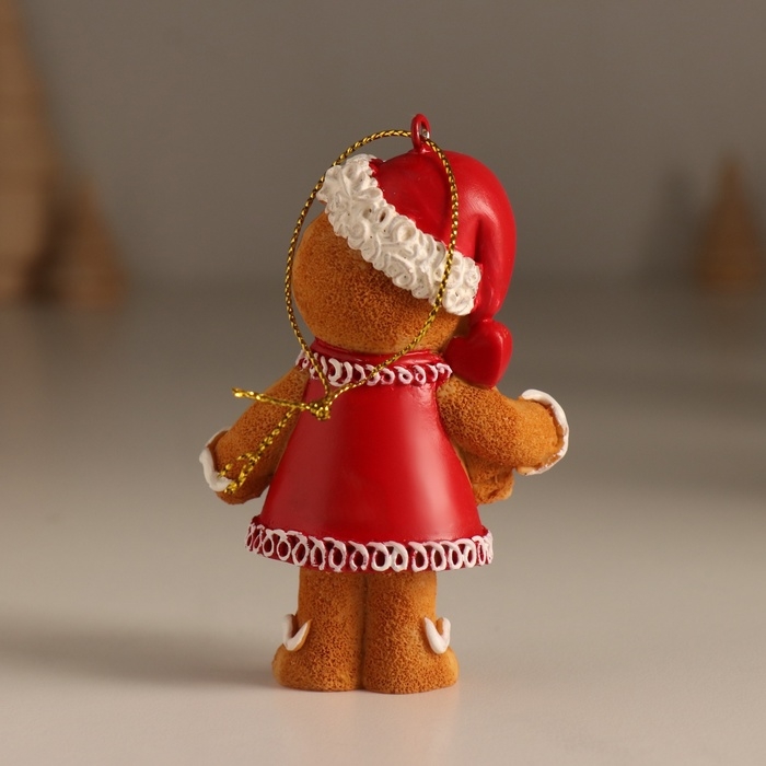 Сувенир полистоун подвеска  Сувенир полистоун подвеска "Имбирный снеговик в новогоднем наряде" МИКС 5,5х4х8,5 см