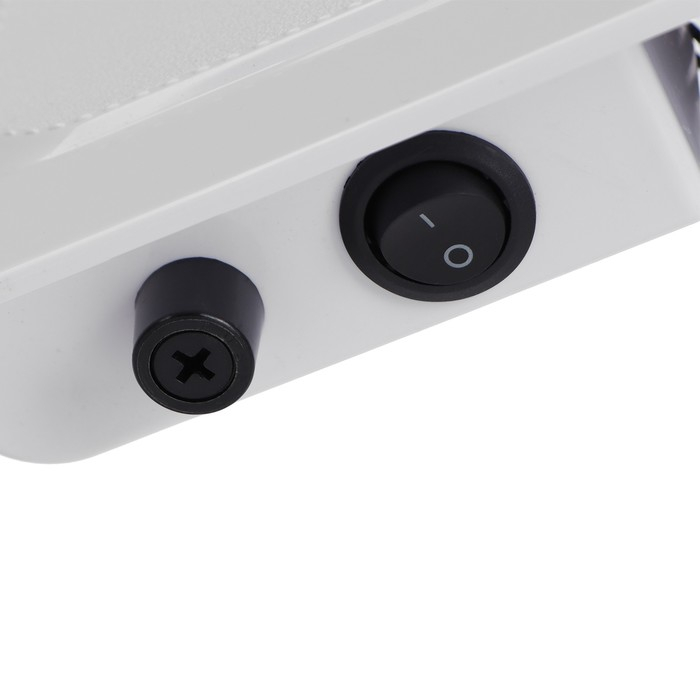 Пылесос для маникюра Luazon LMP-05, 40 Вт, 2700 об/мин, 2 мешочка, 220 В, белый Пылесос для маникюра Luazon LMP-05, 40 Вт, 2700 об/мин, 2 мешочка, 220 В, белый