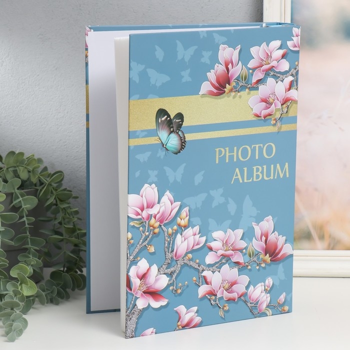 Фотоальбом на 300 фото 10х15 см Фотоальбом на 300 фото 10х15 см "Цветы и бабочка" МИКС 33,6х23х5,5 см