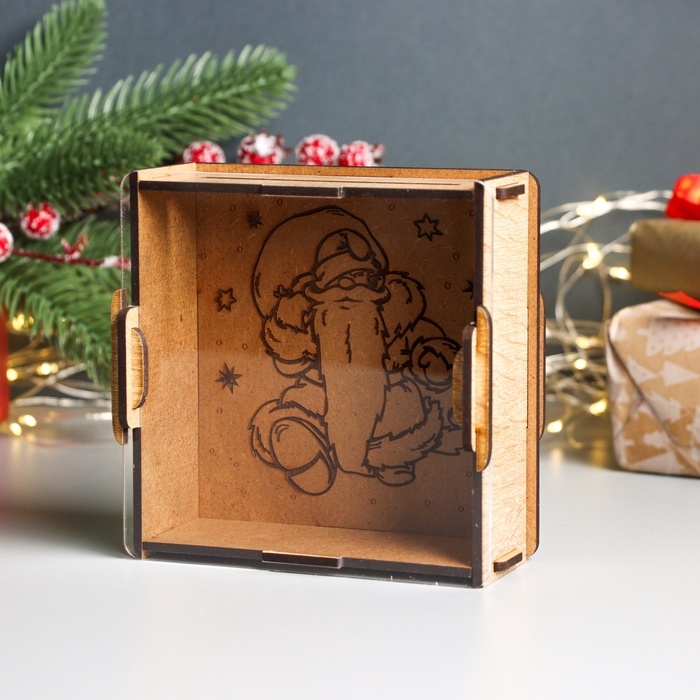 Новогодняя копилка с акрилом  Новогодняя копилка с акрилом "Дед Мороз" 12х12х4 см