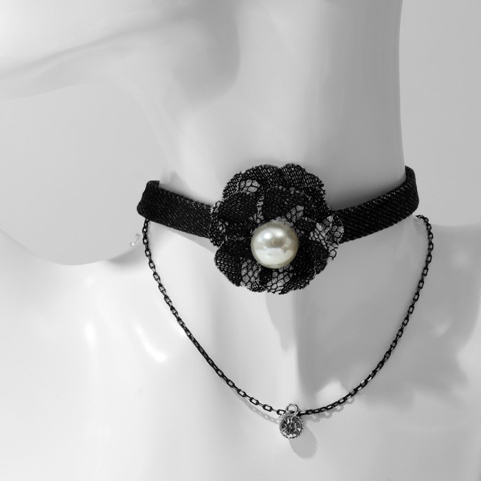 Чокер «Джинс» цветок с жемчужиной, цвет бело-чёрный, 36 см Чокер «Джинс» цветок с жемчужиной, цвет бело-чёрный, 36 см