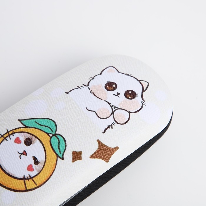 Футляр для очков на хлопушке, длина 16 см, цвет бежевый