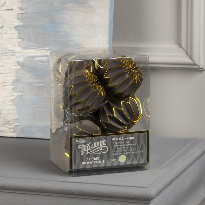 Гирлянда «Нить» 2 м с насадками «Серый фонарик», IP20, прозрачная нить, 10 LED, батарейки AAх2 (нет в комплекте), свечение тёплое белое Гирлянда «Нить» 2 м с насадками «Серый фонарик», IP20, прозрачная нить, 10 LED, батарейки AAх2 (нет в комплекте), свечение тёплое белое