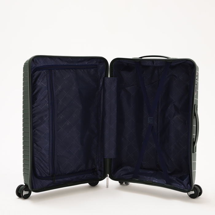 Чемодан средний 69 л (M), отдел на молнии, кодовый замок, 4 колеса, цвет зелёный Чемодан средний 69 л (M), отдел на молнии, кодовый замок, 4 колеса, цвет зелёный