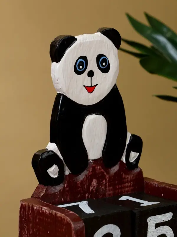 Календарь настольный Календарь настольный "Панда" дерево 11х5х14 см