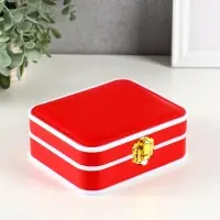 Шкатулка пластик, кожзам для украшений 6 ячеек, 10 полос, красная 13,5х11,5х5,5 см