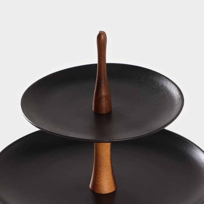 Блюдо фарфоровое 2-х ярусное Magistro «Галактика», 19/27×22 см, цвет чёрный Блюдо фарфоровое 2-х ярусное Magistro «Галактика», 19/27×22 см, цвет чёрный