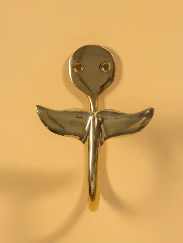 Крючок Крючок "Китовый хвост" 8х12 см