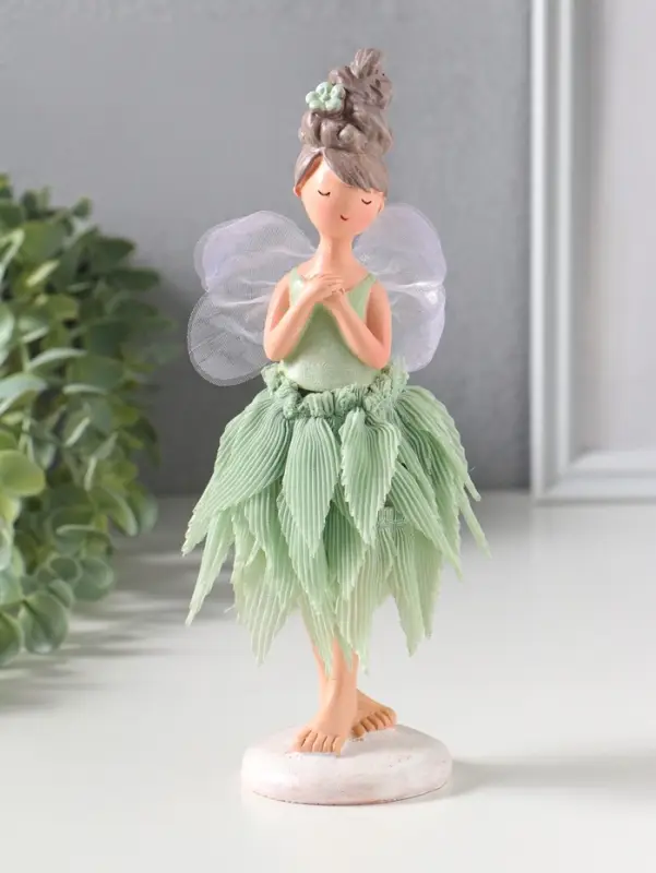 Сувенир полистоун "Девочка-фея с цветком в волосах, в зелёной юбке" 6,5х5,7х21,5 см