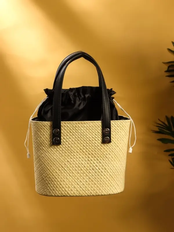 Сумка плетёная из пандана, 23×14×35 см, бежево-чёрная
