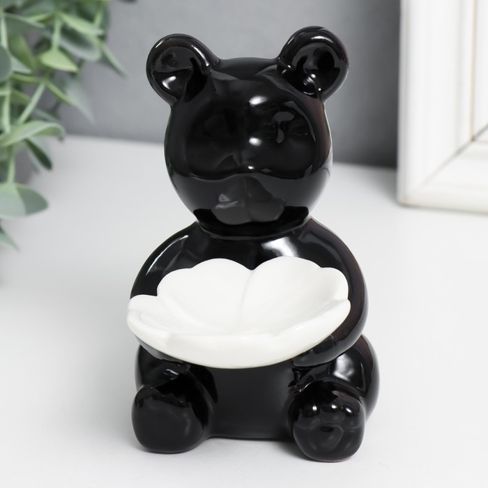 Сувенир керамика подставка Сувенир керамика подставка "Мишка с белым цветком" чёрный 7х9х10,5 см