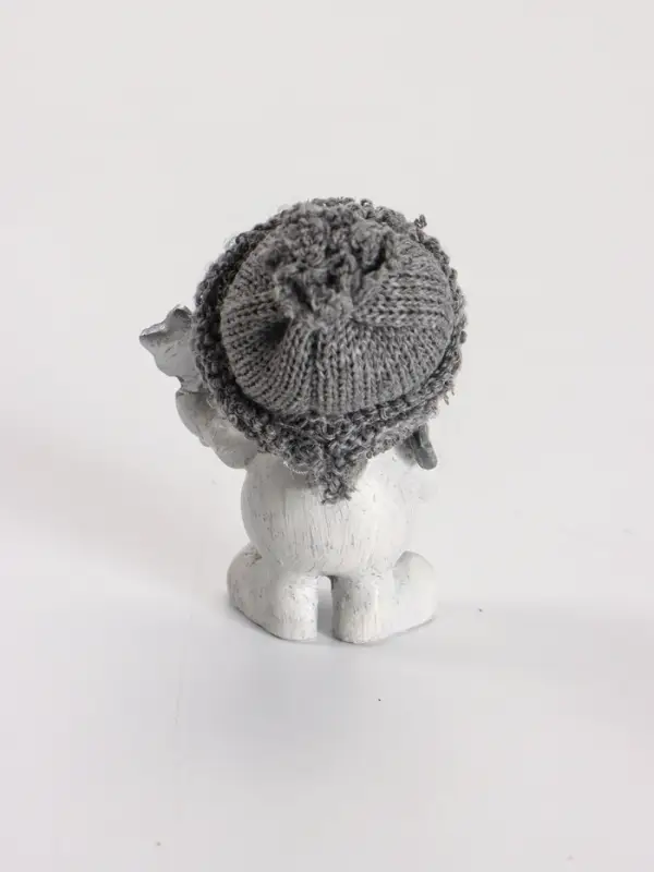 Фигурка &laquo;Снеговичок в серой шапке&raquo;, 6.5&times;6&times;11 см
