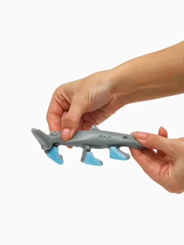 Мялка Мялка "Акула в кроссовках"