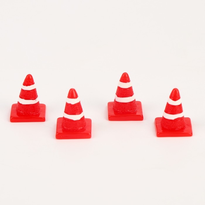 Миниатюра кукольная «Дорожный конус», набор 4 шт., размер 1 шт. — 1,5 × 2 × 1,5 см Миниатюра кукольная «Дорожный конус», набор 4 шт., размер 1 шт. — 1,5 × 2 × 1,5 см