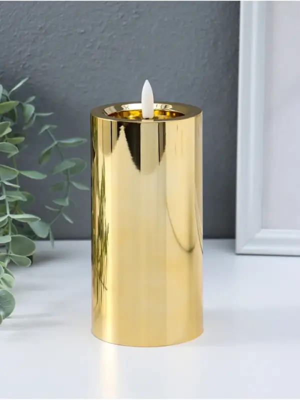 Светодиодная свеча LED - ночник RISALUX &laquo;Столбик. Глянец&raquo;, от батареек 3&times;АА, золото, мерцающая 7.5&times;7.5&times;17 см