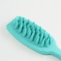 Массажёр для мытья головы, силиконовый, с крупными зубьями, 21&times;5.7 см, голубой