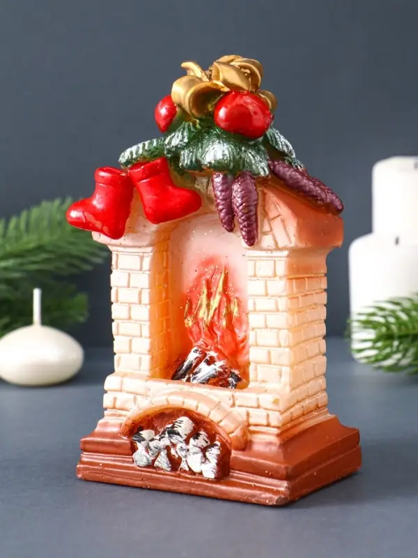 Свеча фигурная "Новогодний камин" 5,5х9х15 см