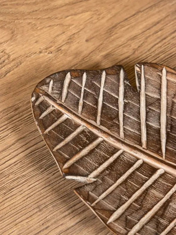 Набор блюд Набор блюд "Листья тропические" дерево, L - 60.50 и 40 см, цв. коричневый