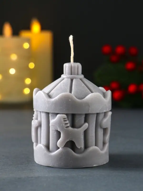 Свеча новогодняя "Карусель с лошадками" 65х80 мм, серый