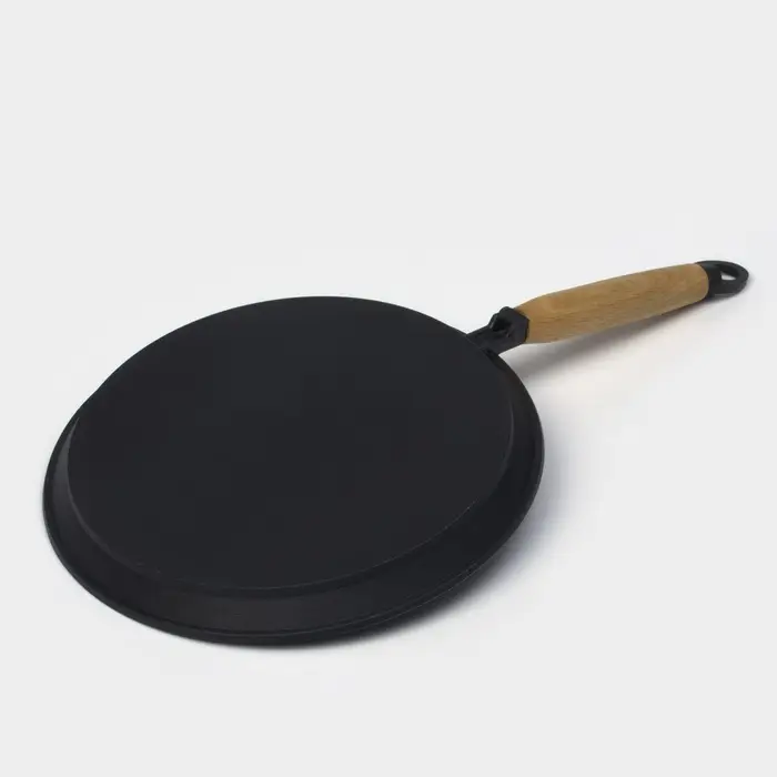 Сковорода блинная литая Magma, d=24 см, h=1.5 см, деревянная ручка, индукция, чугун, чёрная