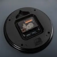 Часы настенные, интерьерные, бесшумные, d-32 см, металл с зеркалом Часы настенные, интерьерные, бесшумные, d-32 см, металл с зеркалом