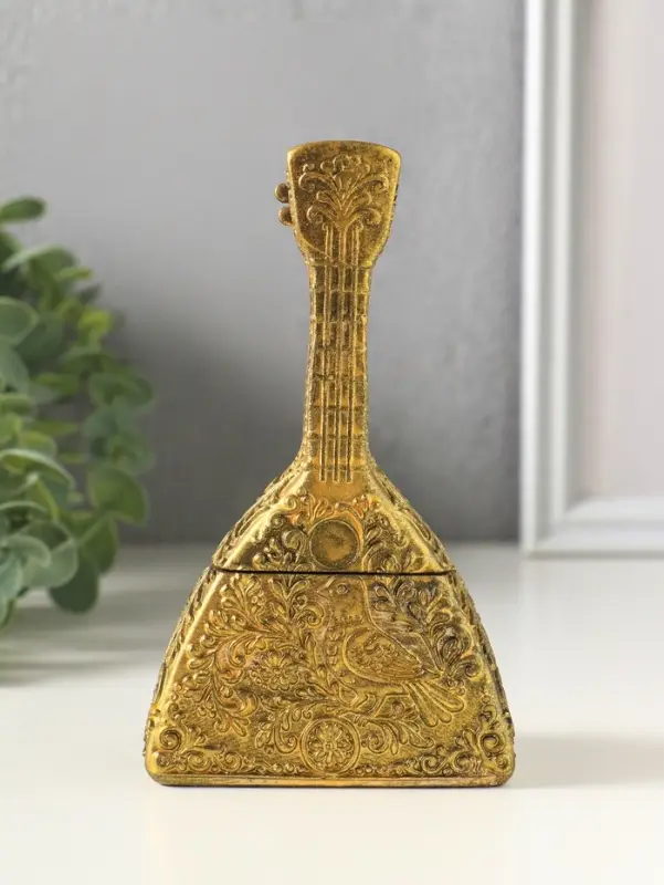 Шкатулка с крышкой для украшений &laquo;Балалайка&raquo;, 14.5&times;8.5&times;5.5 см, под золото
