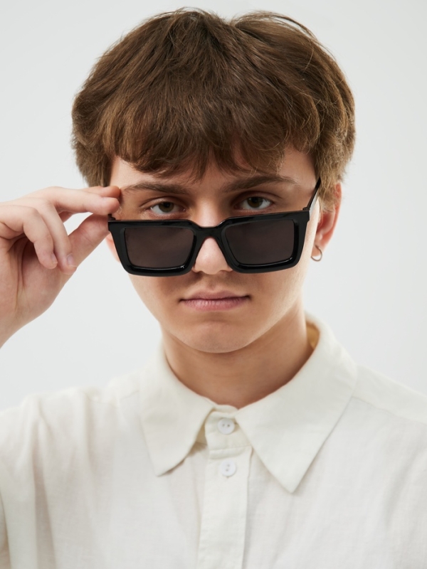 Очки солнцезащитные мужские, uv 400, ширина 14.7 см, дужка 14.2 см, линза 6.7 х 4.5 см