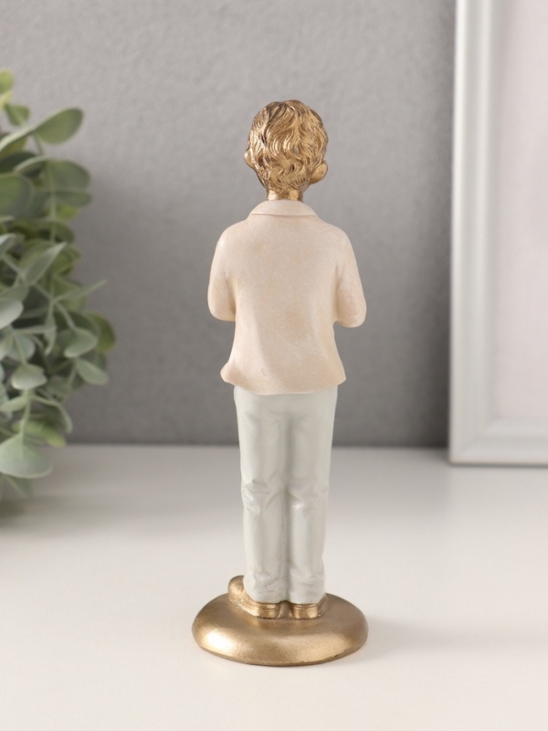 Сувенир полистоун  Сувенир полистоун "Мальчишка с книгой" 5,5х5,5х16 см