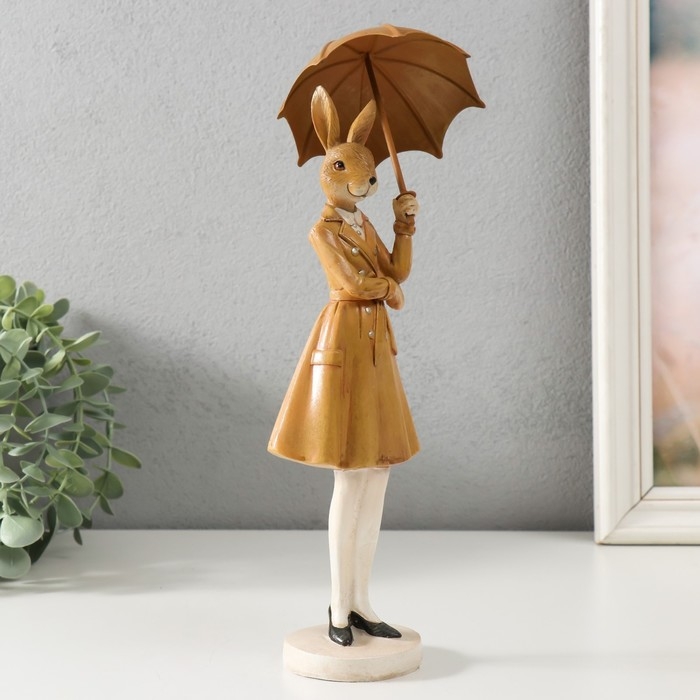 Сувенир полистоун Сувенир полистоун "Зайка в пальто, с зонтом" 10,5х10,5х28 см
