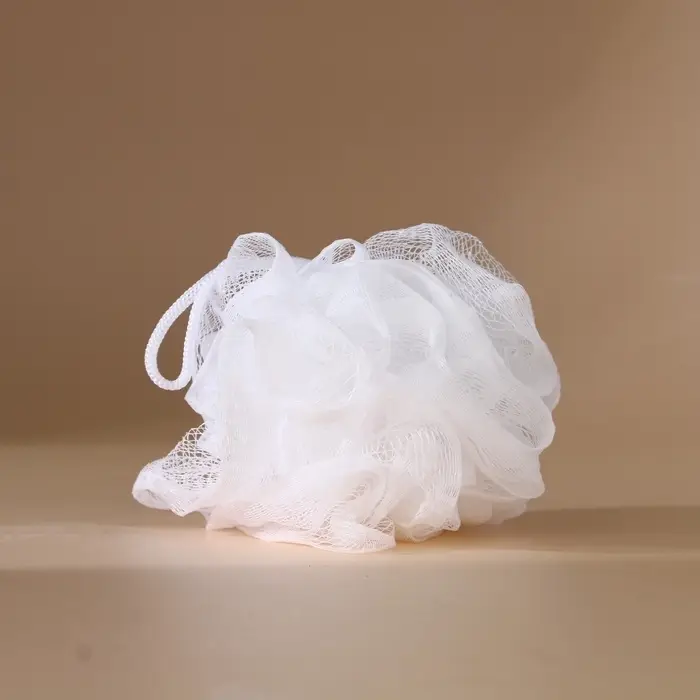 Подарочный набор новогодний детский &laquo;Ярких эмоций!&raquo;: пена для ванны 2&times;100 мл и мочалка для тела, Чистое счастье