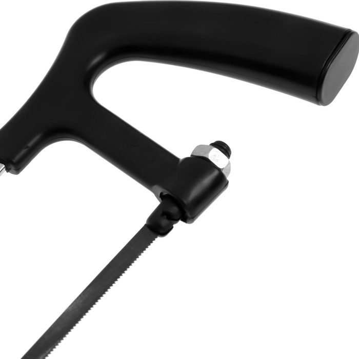 Ножовка по металлу ТУНДРА, хромированная, пластиковая рукоятка, 150 мм Ножовка по металлу ТУНДРА, хромированная, пластиковая рукоятка, 150 мм