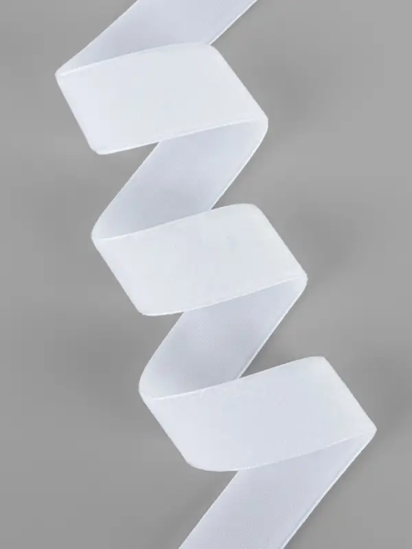 Лента бархатная, 25 мм, 18&plusmn;1 м, белая №01