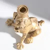 Подсвечник на 1 свечу &laquo;Шарж. Зевающий щенок&raquo;, полистоун, золото, 15.8&times;15.3&times;20 см