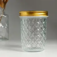 Банка для свечей &laquo;Ромбы&raquo; стеклянная с крышкой 500 мл 8.5&times;8.5&times;12 см