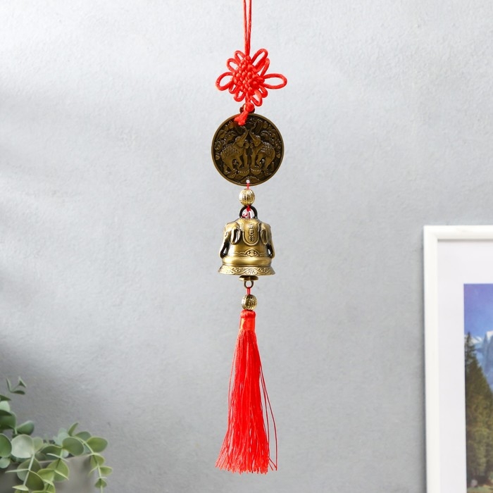 Колокольчик металл  Колокольчик металл "Слоны на монете, слоны на колоколе" красный узел счастья 5х4х48 см
