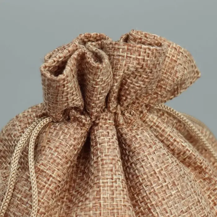 Мешочек подарочный с термонаклейкой «Новогоднее письмо», 16 х 24 см +/- 1.5 см Мешочек подарочный с термонаклейкой «Новогоднее письмо», 16 х 24 см +/- 1.5 см