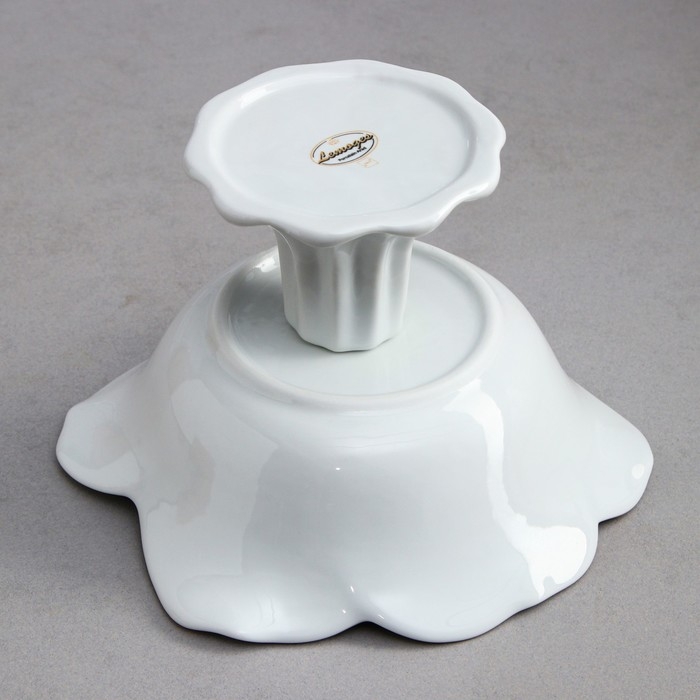 Салатник «Роза», на подставке, 800 мл, золотая обводка, фарфор, Иран Салатник «Роза», на подставке, 800 мл, золотая обводка, фарфор, Иран