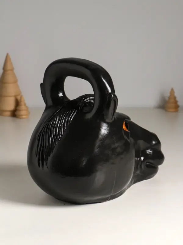 Копилка Копилка "Гиря конь" 20.5×25 см, чёрный