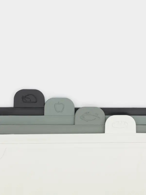 Набор досок разделочных с маркерами на подставке Комфорт Плюс, 4 шт., пластик, МИКС