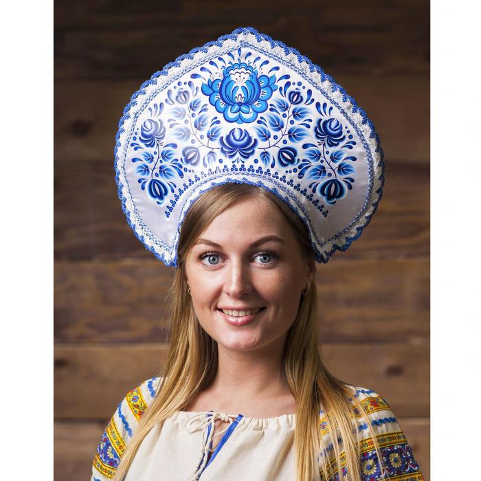 Кокошник «Цветы», белый атлас Кокошник «Цветы», белый атлас