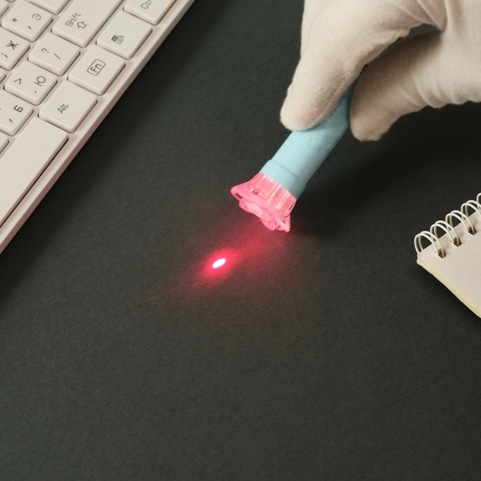 Указка лазерная+фонарик Указка лазерная+фонарик "Голубая" 3 режима светит, мигает, лазер LR44х3 шт 3х3х9 см