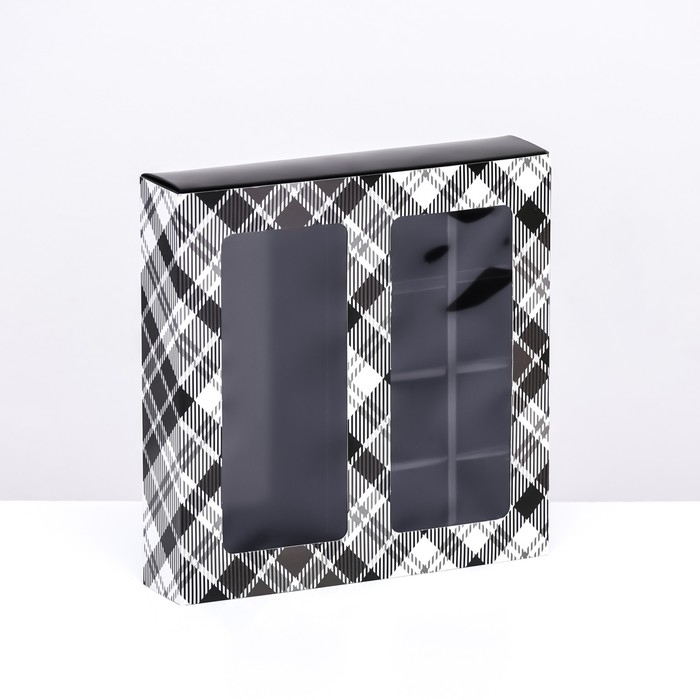 Коробка для 8 конфет + шоколад, с окном , Коробка для 8 конфет + шоколад, с окном , "Мужской" 17,7 х 17,8 х 3,8 см. Кондитерская упаковка