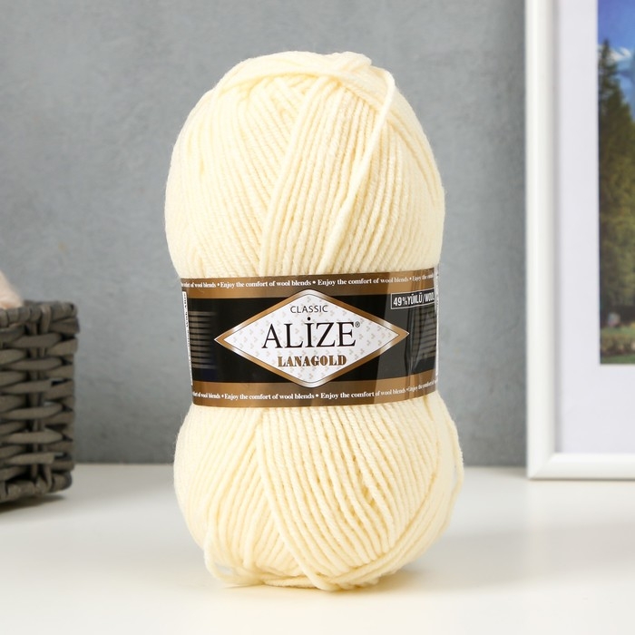Пряжа Пряжа "Lanagold" 51% акрил, 49% шерсть 240м/100гр (01 кремовый)
