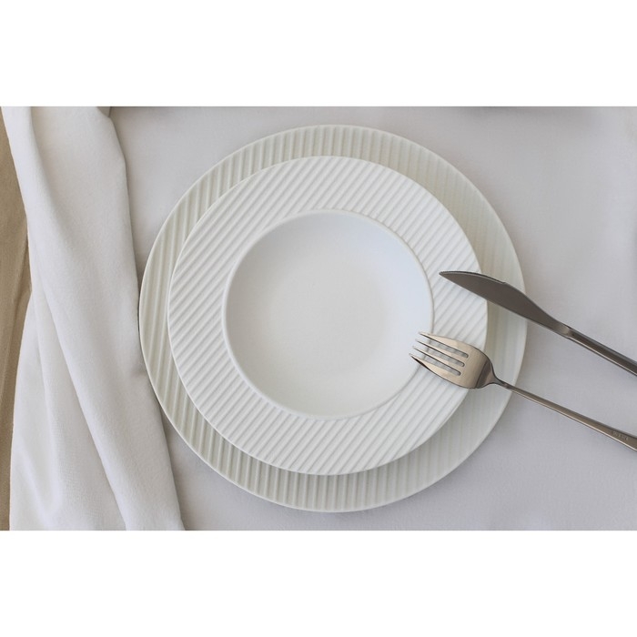 Тарелка фарфоровая для пасты Magistro Line, 250 мл, d=21,2 см, цвет белый Тарелка фарфоровая для пасты Magistro Line, 250 мл, d=21,2 см, цвет белый