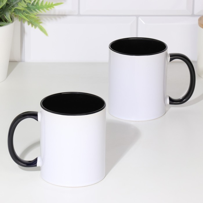Кружка под сублимацию, керамическая с логотипом, цвет белый, объем 320 мл, дно черного цвета Кружка под сублимацию, керамическая с логотипом, цвет белый, объем 320 мл, дно черного цвета