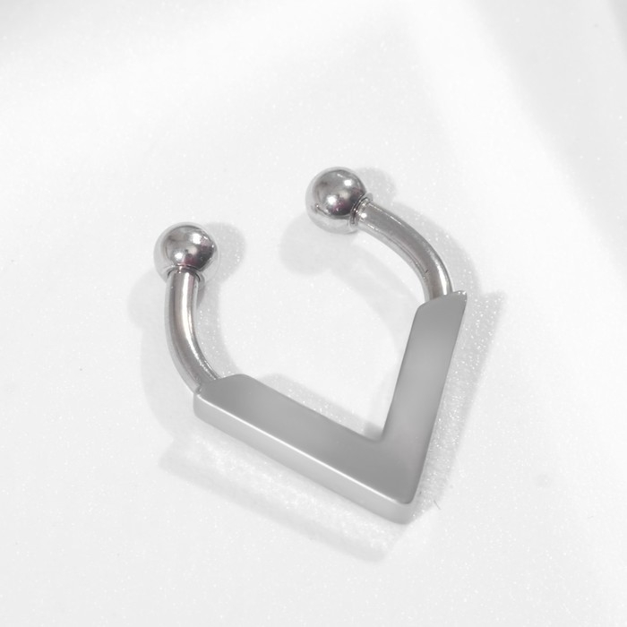 Пирсинг в нос (фейк для септума) «Треугольник», цвет серебро Пирсинг в нос (фейк для септума) «Треугольник», цвет серебро